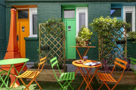 Hotel Alpha Paris Eiffel by Patrick Hayat Отели рядом с достопримечательностью «Albert-Kahn Museum»