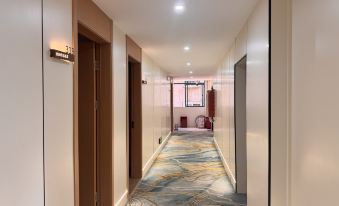 Qingyun Collection Hotel