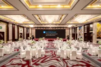 Wyndham Xinyang Downtown