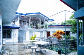 RedDoorz @ Lao Singuan Homestay