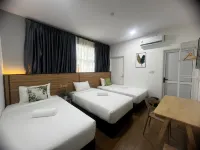 SH GARDEN HOTEL Hotels in Kusial