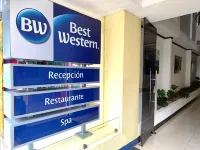 Best Western Hotel  Casino Kamuk โรงแรมใกล้ท่าจอดเรือ Pez Vela