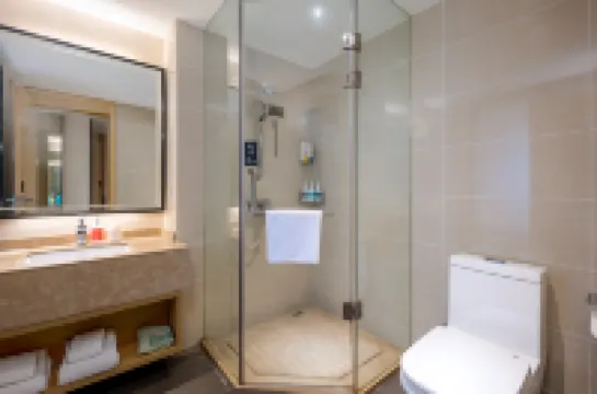 City Comfort Inn Hotel (Dongfang Donghai Road Municipal Government)