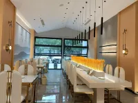 7Days Inn Hotel (Zhaotong Airport & Shenggeng Cultural Park Branch) - Parkering