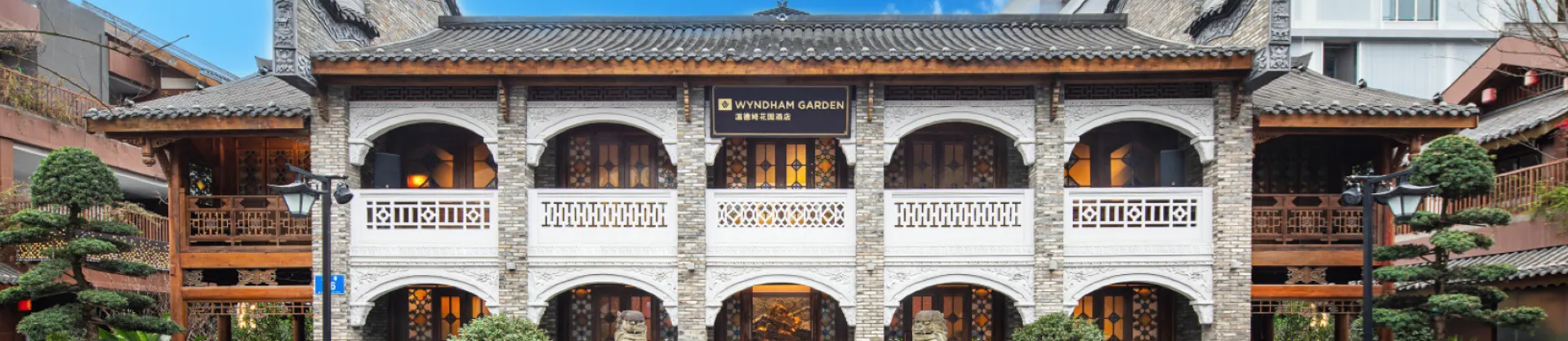 Premium Hotels