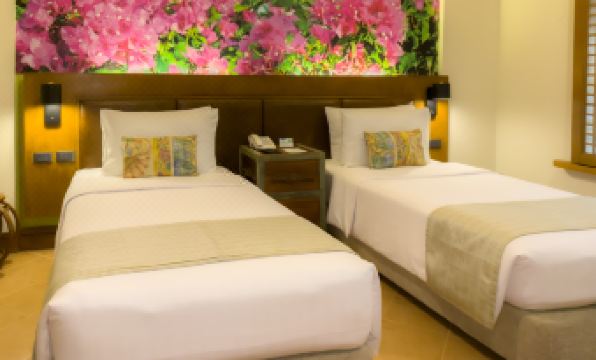 Costabella Tropical Beach Hotel