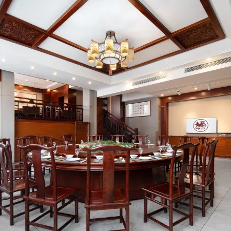 Pingyue Inn