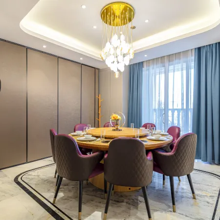 Ibis Styles Hotel (Qilian Zhuoer Mountain Scenic Area Branch)