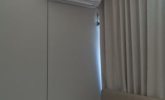 Qingtongxia Yinghao Business Hotel