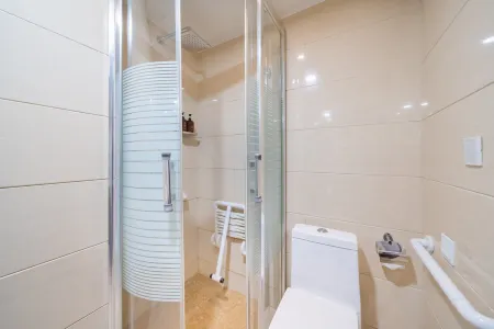 Yuyang International Hotel (Xi'an Lintong Terra Cotta Warriors Tourist Area Store) Отели рядом с достопримечательностью «Terra-Cotta Warriors No. 2 Pit»