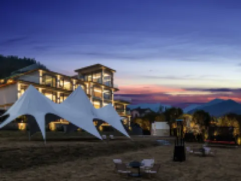 Shuiying Valley Japanese-style Residence (Ningguo Wannan Sichuan-Tibet Line Xijin Yedu) Hotels near Xijin Ferry