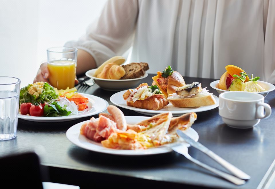 3. 미츠이 가든 호..