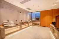 Jun Yuelan Hotel (Qinzhou Changrong World Trade Plaza Qinzhou East Station) - Breakfast