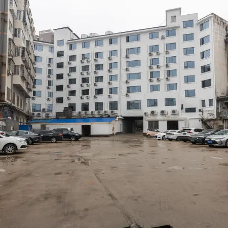 TILL BRIGHT Hotel (Yueyang Huarong Branch)
