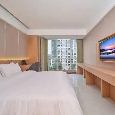 Platinum Hotel