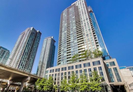 글로벌스테이 영 스트리트 콘도스 뷰