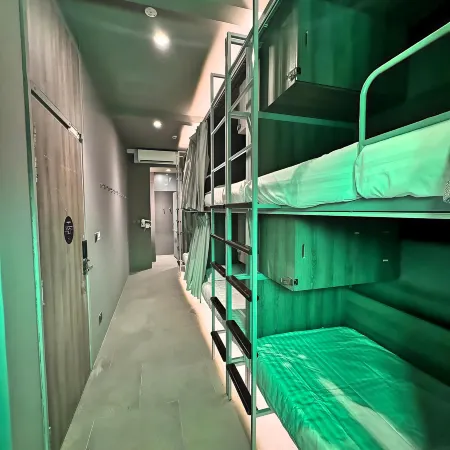 Futura Boutique Hostel Отели рядом с достопримечательностью «Станция MRT Clementi»
