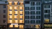 Qiduo Light Luxury Homestay - 2-Star