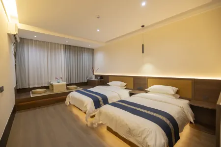 Juxianju Homestay (Dayu City) Отели рядом с достопримечательностью «Zhengzhou University College of Physical Education (Dengfeng Campus)»