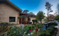 Luxury Lakefront Pool Villa with Private Pool, Qiandao Lake - Pet friendly