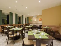Hotel Lucia Hotels near 16. Ottakring