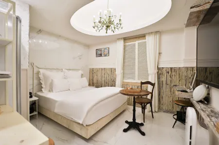 Daegu February Hotel Hwanggeum