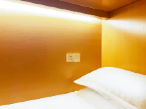HOMIE Youth Hostel