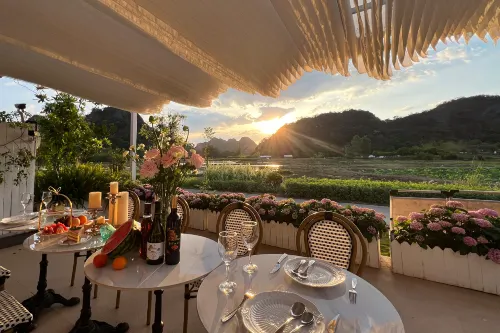 Liujian Qingshe Hotel