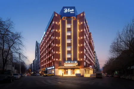 RomanticSeason BlueDiamond Hotel (Shenyang YouthStreet Subway Station Shenyang North Station Branch) Отели рядом со станцией Shenyang East Railway Station