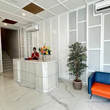 d'primahotel Harmoni Jakarta - Hayam Wuruk Отели рядом с достопримечательностью «Мечеть Истиклал»