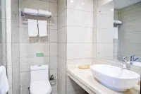 ‌Haotai Hotel (Dawu Experimental Secondary School, Central Bus Station) Hotels in Dawu County