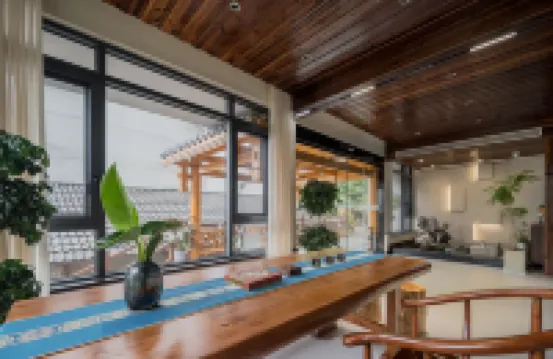 Plum-Spring  Elegant  Lodge