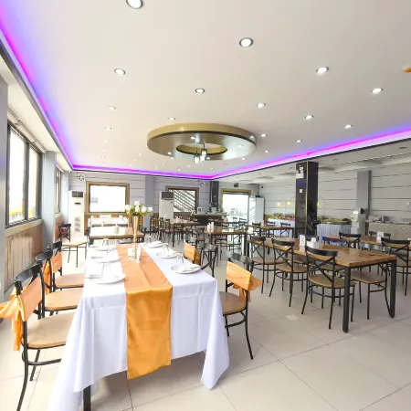Valentine Hotel Angeles City Managed by Cocotel