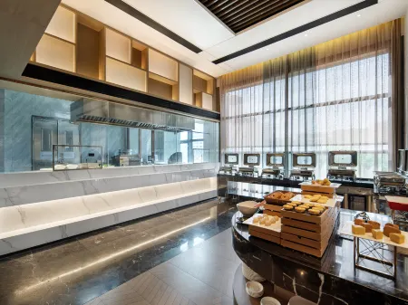 Left and Right Happiness Hotel Отели рядом со станцией Pinghu Railway Station