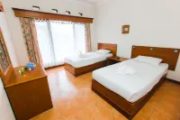 Sari Alam Hot Spring and Resort Hotel