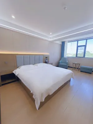 Jingtai Hualong Hotel