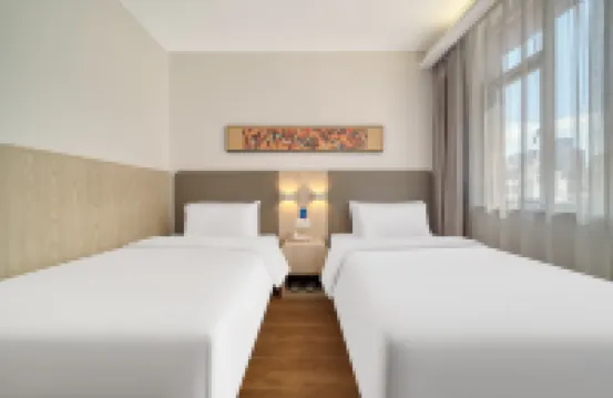 elan hotel（Wulinmen Subway Station  Hangzhou Xihu） Hotel di Hangzhou