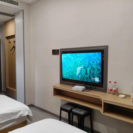 Batang Xige Hotel