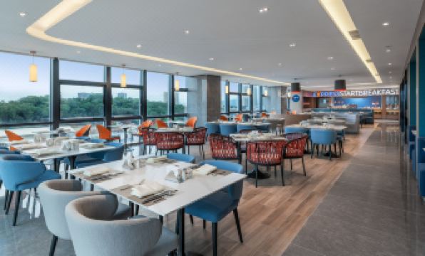 Holiday Inn Express FOSHAN SANSHUI by IHG