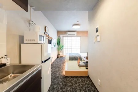 b&Namba4 Отели рядом с достопримечательностью «Sembayashi Shopping Street»