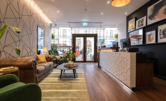 Cheval Harrington Court at South Kensington