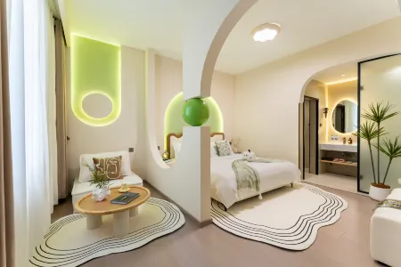 Yuejian Meijia Homestay (Dali Prefecture People's Hospital) Отели рядом с достопримечательностью «Southwest University of Science and Technology»