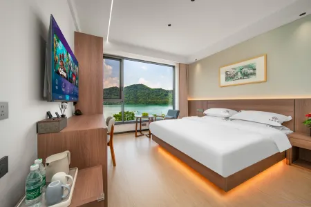 Huangshan East Pavilion Companion Residence· Waterscape Holiday Homestay (Taiping Lake Scenic Area) Отели рядом с достопримечательностью «Dongtianwan Scenic Spot»