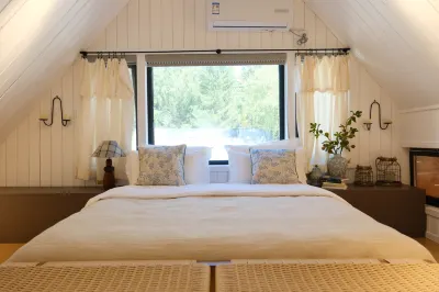 Banshan Homestay Hotels near Xinjiang Kanas National Geopark