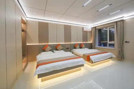 Jinshu Hotel Отели рядом с достопримечательностью «Zhenxing Square»