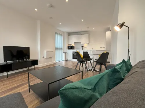 Apartments in Central Bracknell, 30mins from London