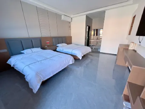 喀禾逍遙遊民宿（沖乎爾鎮） 喀納斯(カナシ)空港周辺のホテル