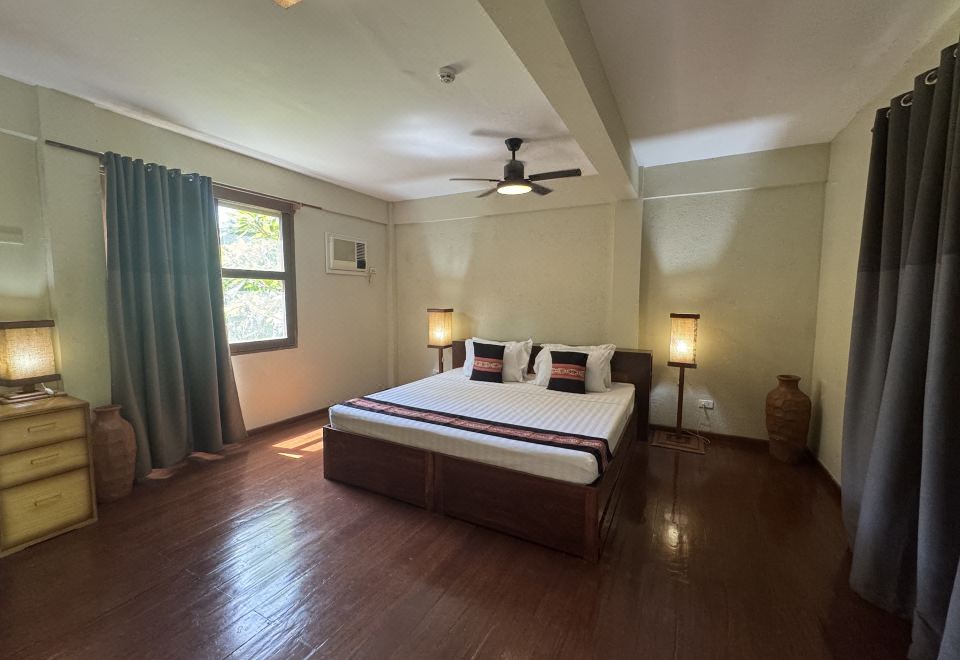 아시아 그랜드 뷰 호텔의 야외 수영장