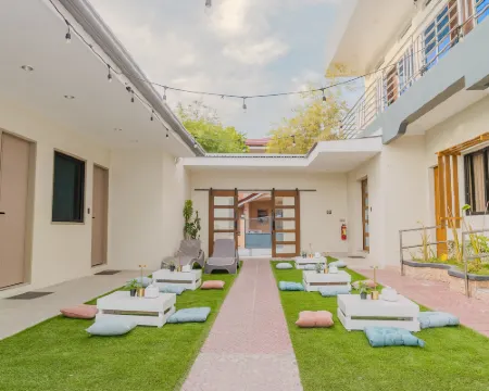 GT シーサイド イン オスロブのホテル