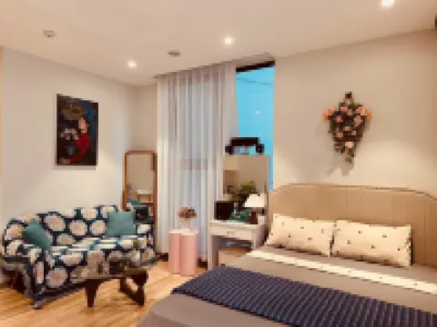 Calm Homestay - Onsen Ecopark Lakeview Hotels in Van Giang District